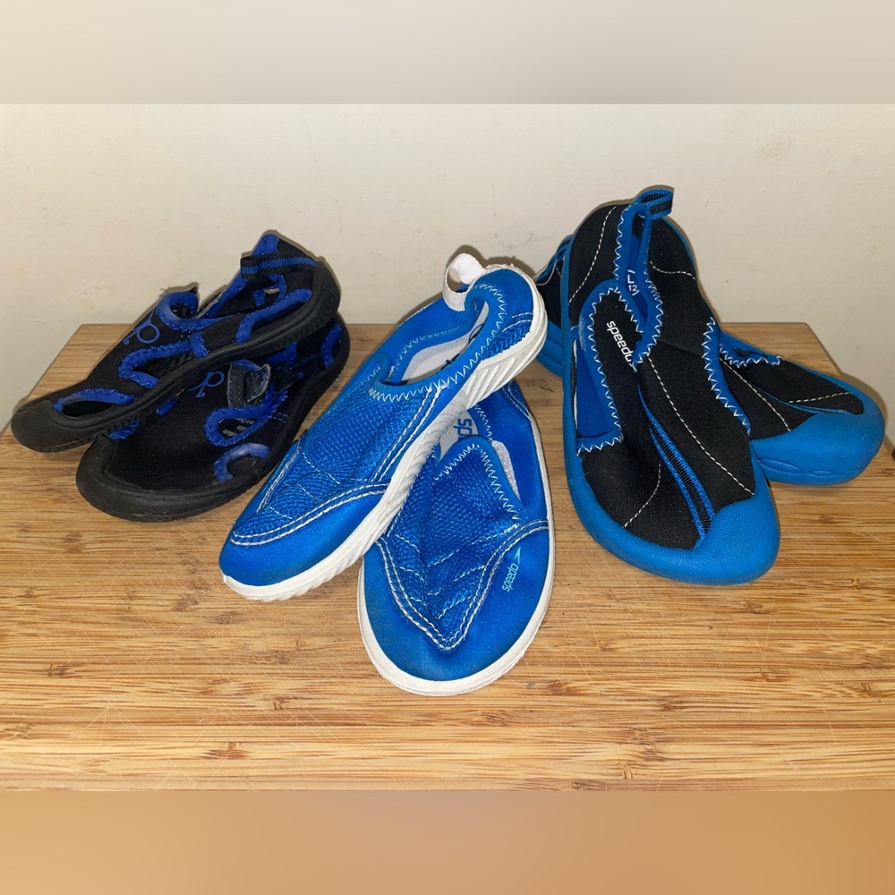 Set of 3 kids water shoes